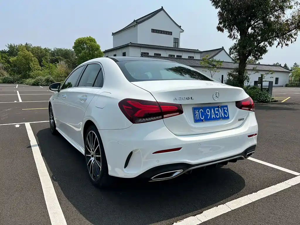 Mercedes-Benz A-Class 2019 — фото 9