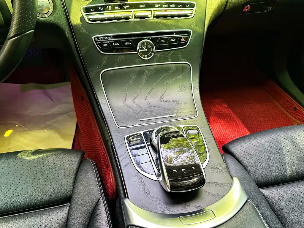 Mercedes-Benz C-Class 2017 — фото 16