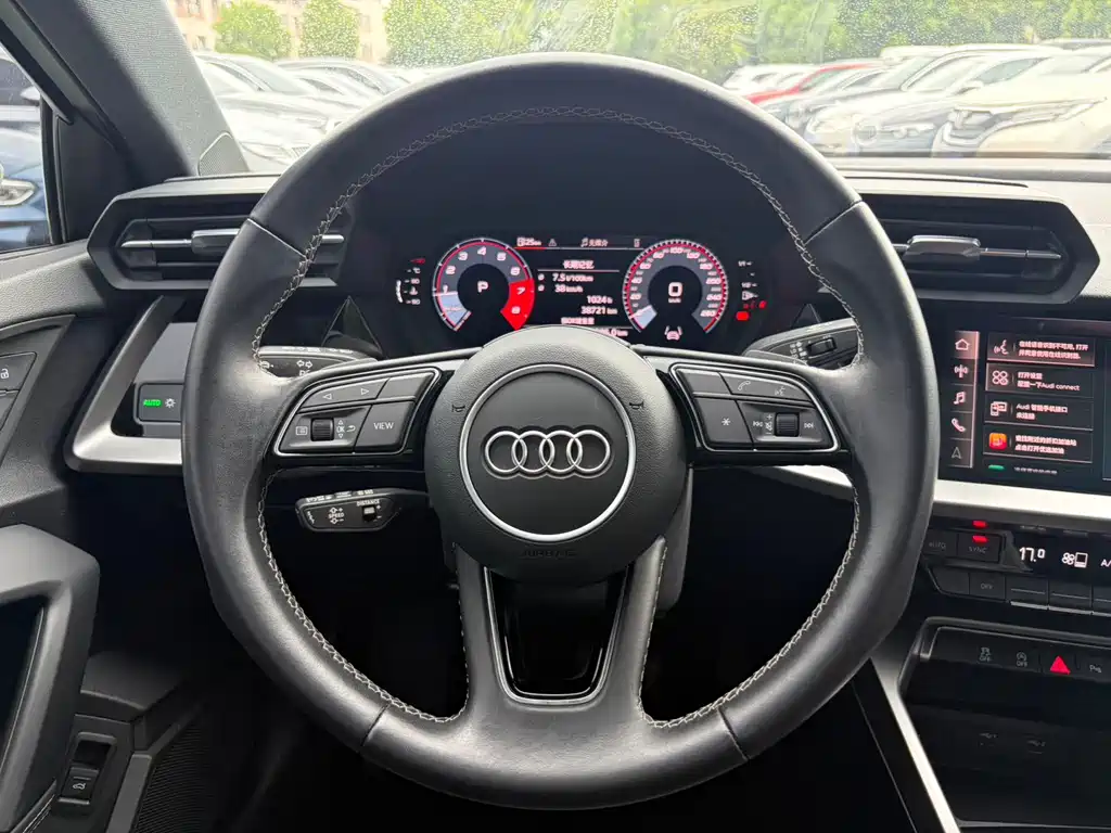 Audi A3 2023 — фото 14