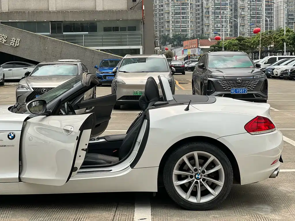 BMW Z4 2013 — фото 12
