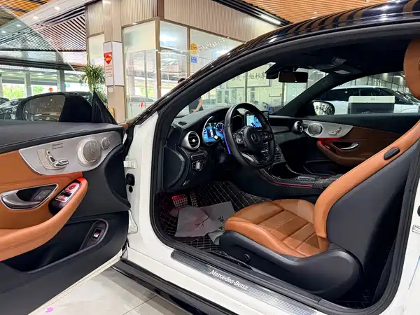 Mercedes-Benz C-Class 2019