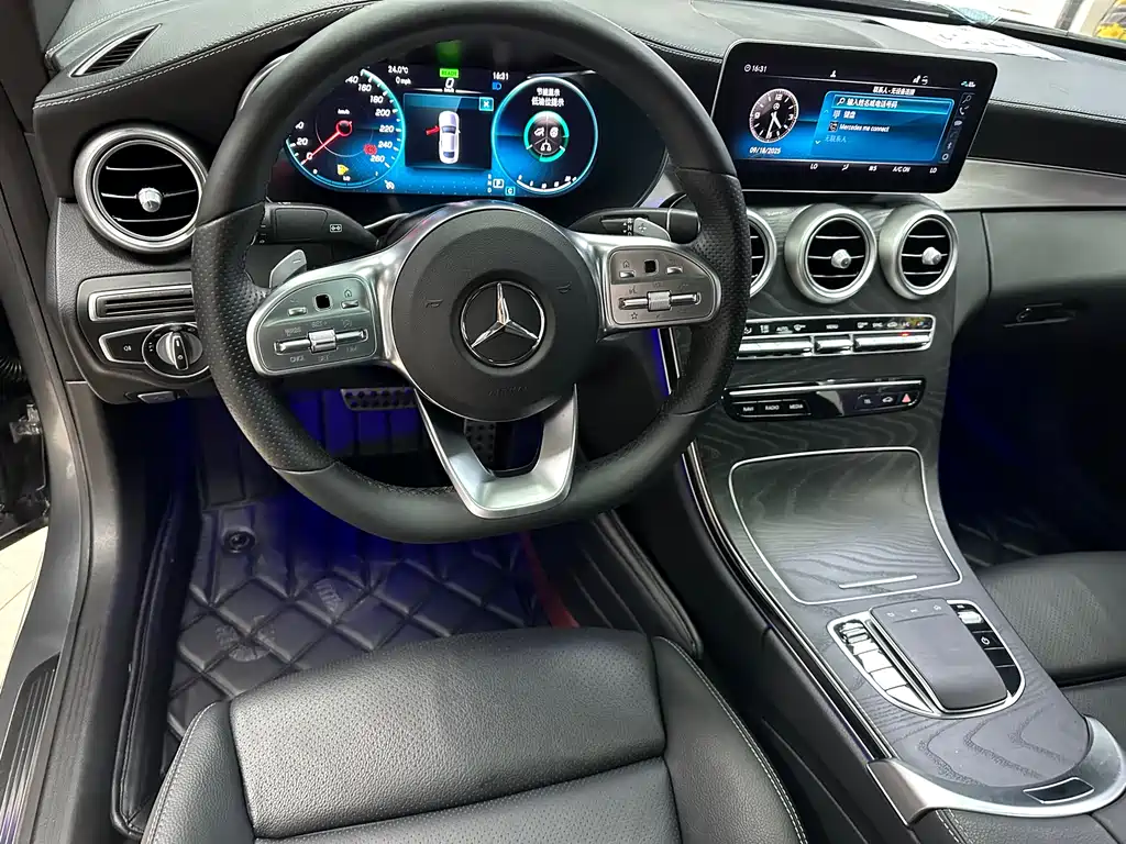 Mercedes-Benz C-Class 2020 — фото 6