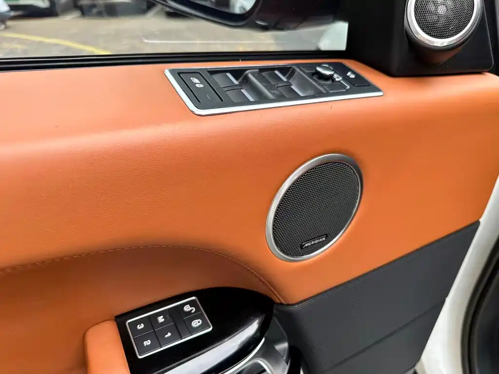 Land Rover Range Rover 2016 — фото 12
