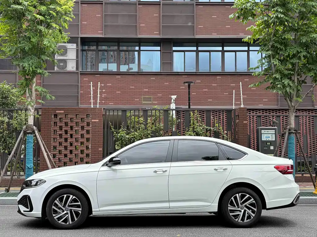 Volkswagen Lavida 2022
