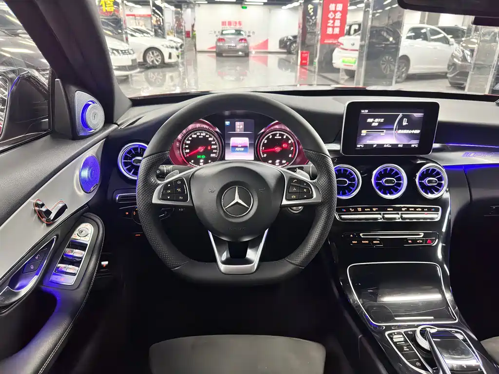 Mercedes-Benz C-Class 2018 — фото 12