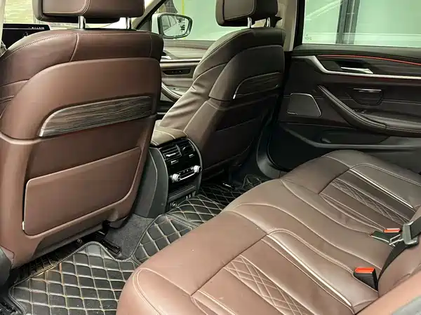 BMW 5 Series 2020