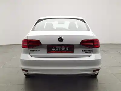 Volkswagen Sagitar 2018
