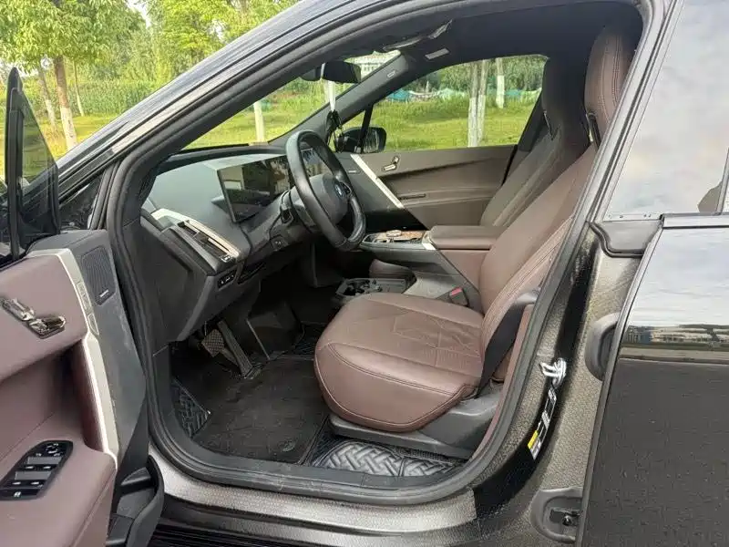 BMW iX 2023