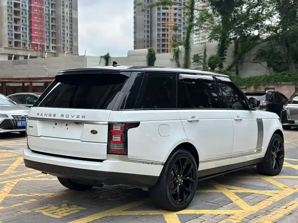 Land Rover Range Rover 2016 — фото 11