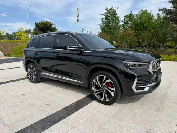Geely Xingyue L 2024