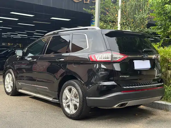 Ford Edge 2015