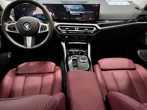 BMW i3 2024