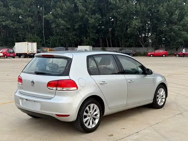 Volkswagen Golf 2014