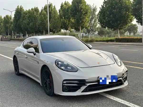 Porsche Panamera 2014