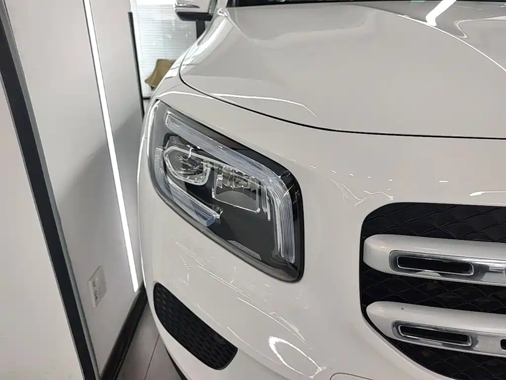 Mercedes-Benz GLB 2021 — фото 13