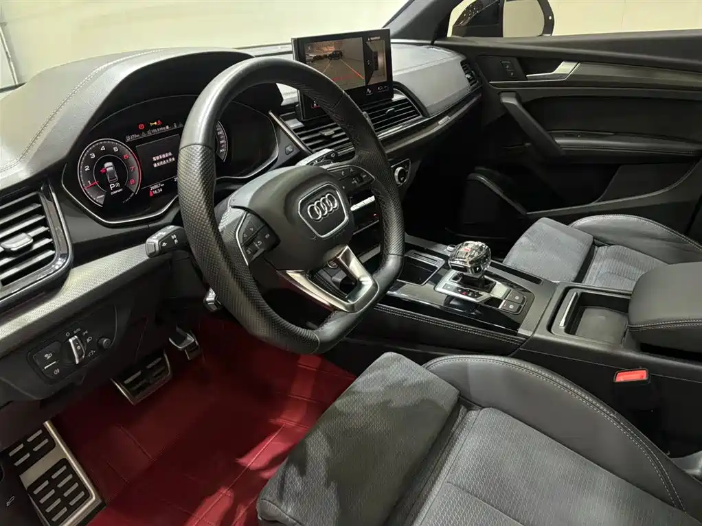 Audi Q5L Sportback 2023 — фото 12