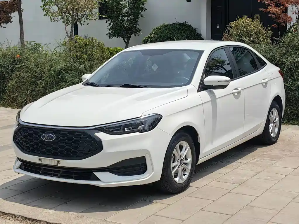 Ford Escort 2021