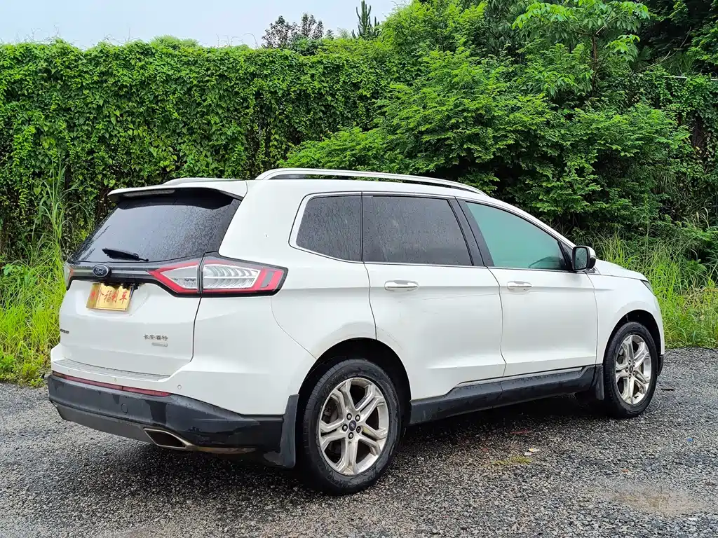 Ford Edge 2016 — фото 5