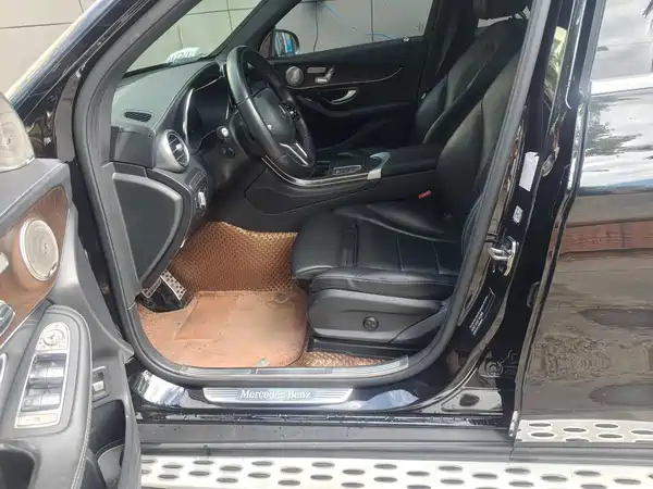 Mercedes-Benz GLC 2019