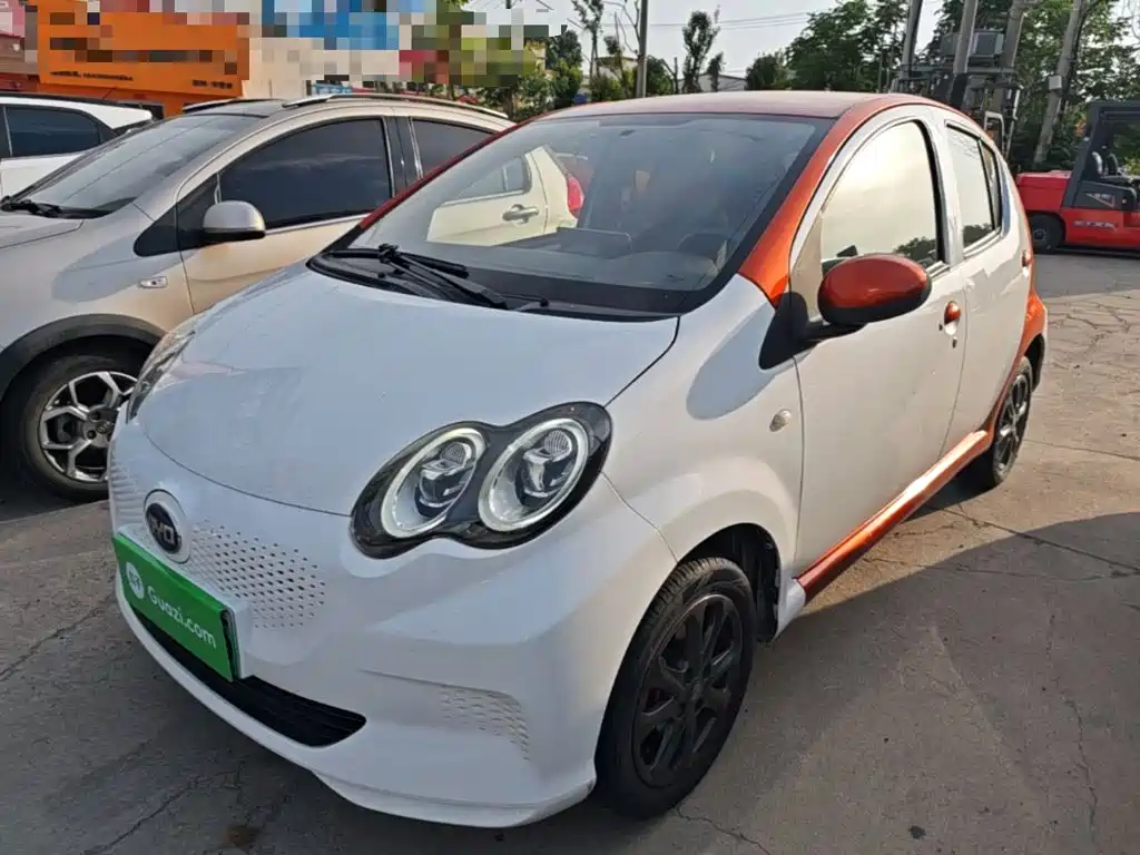 BYD e1 2019