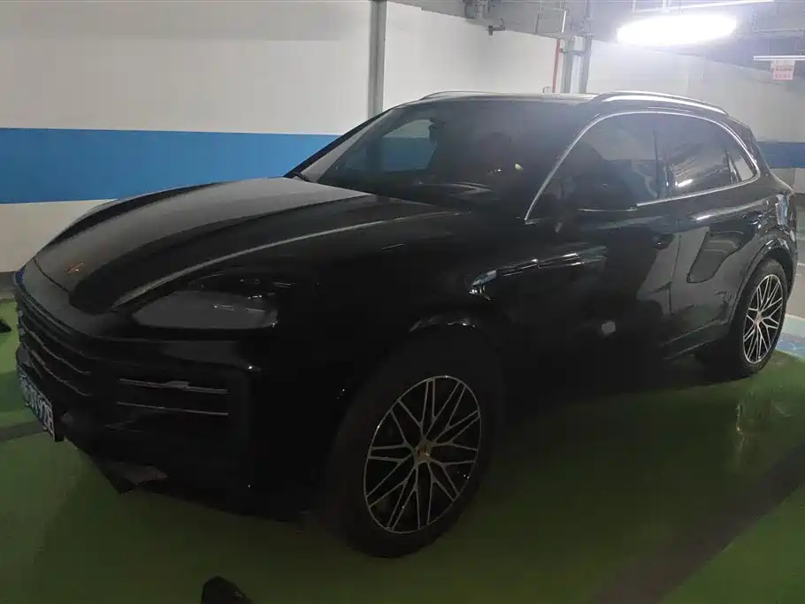 Porsche Cayenne 2024
