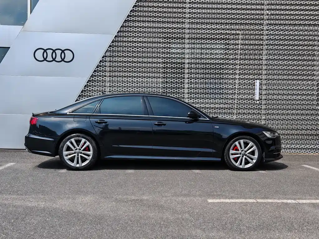 Audi A6L 2018 — фото 3