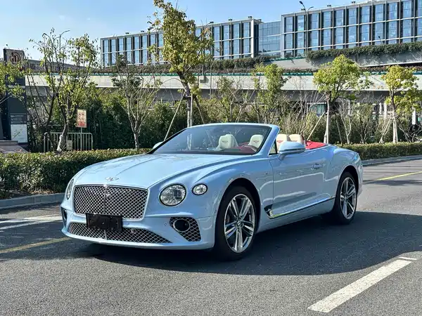 Bentley Continental 2022