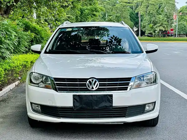 Volkswagen Gran Lavida 2013