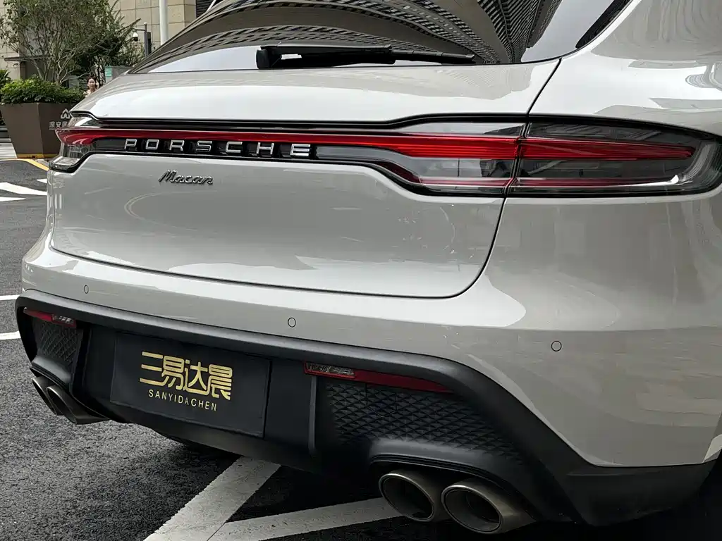 Porsche Macan 2023 — фото 18