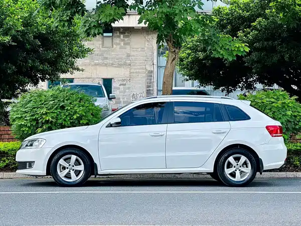 Volkswagen Gran Lavida 2013