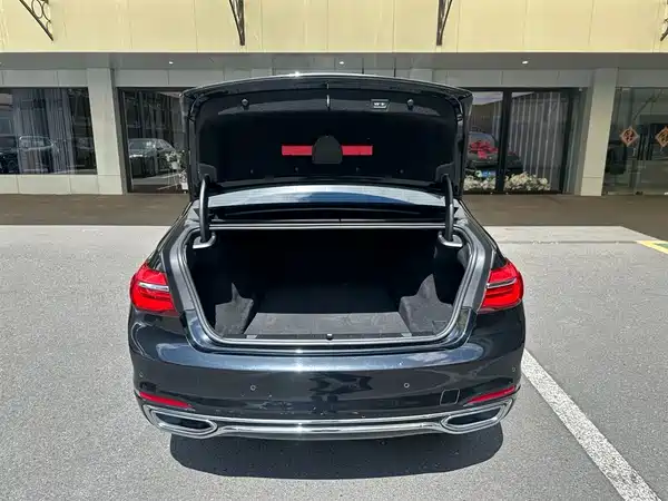 BMW 7 Series 2019