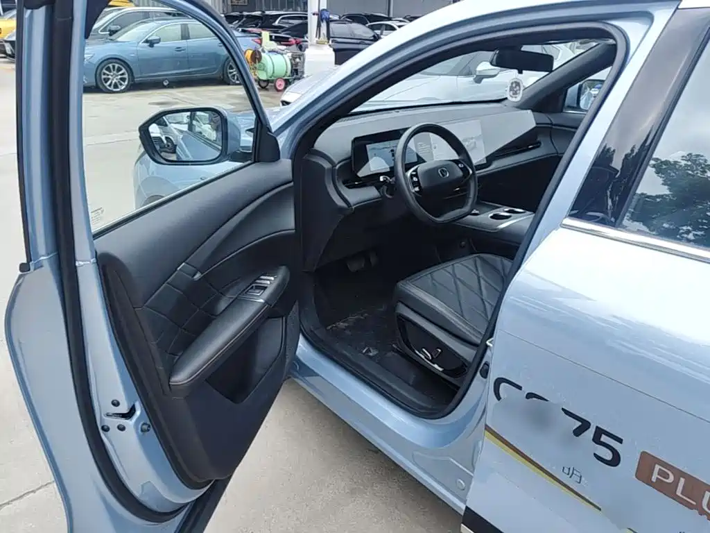 Changan CS75 PLUS 2025 — фото 16
