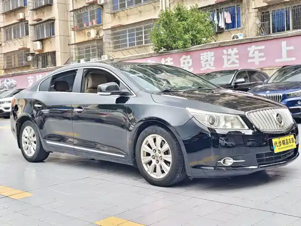 Buick LaCrosse 2010