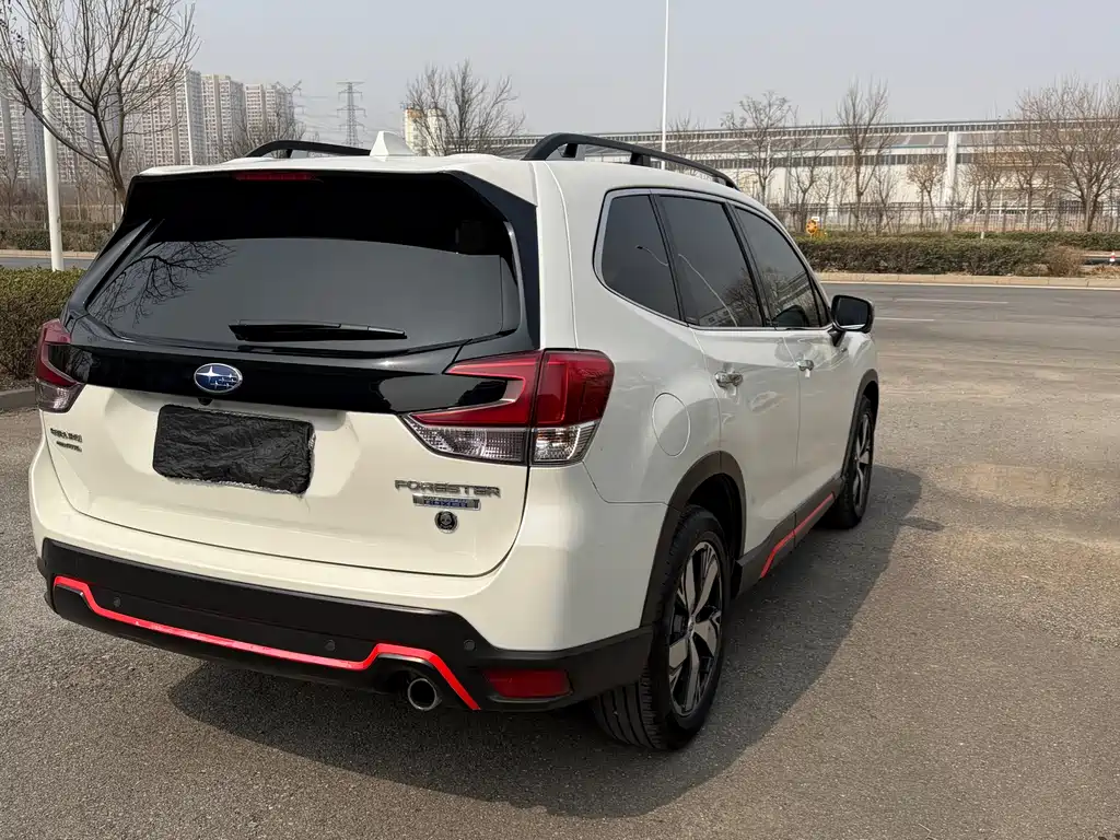 Subaru Forester 2020 — фото 20
