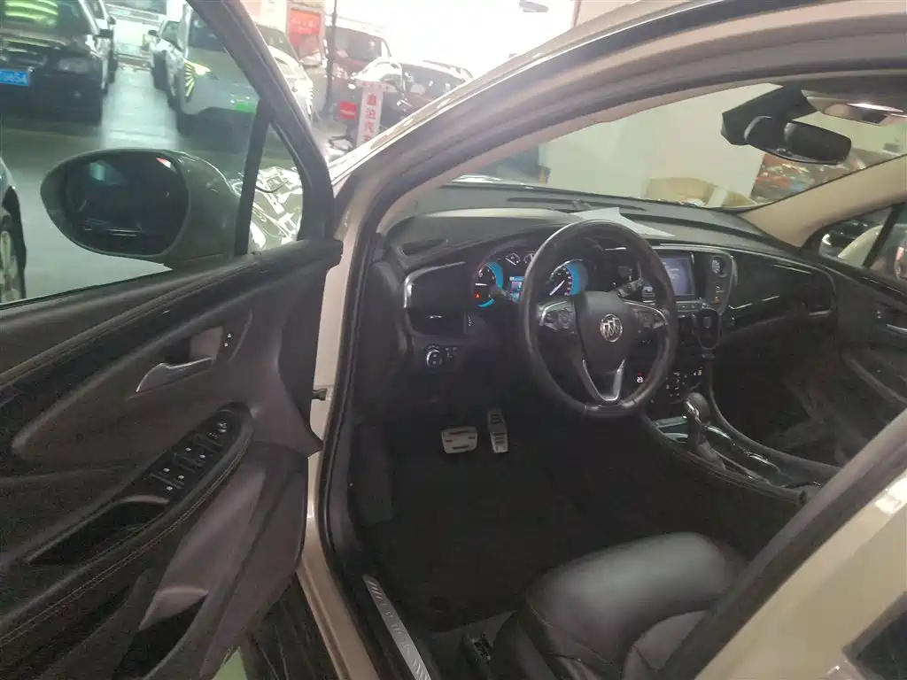 Buick Envision Plus 2016 — фото 16