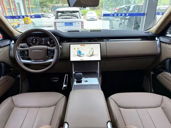 Land Rover Range Rover 2024