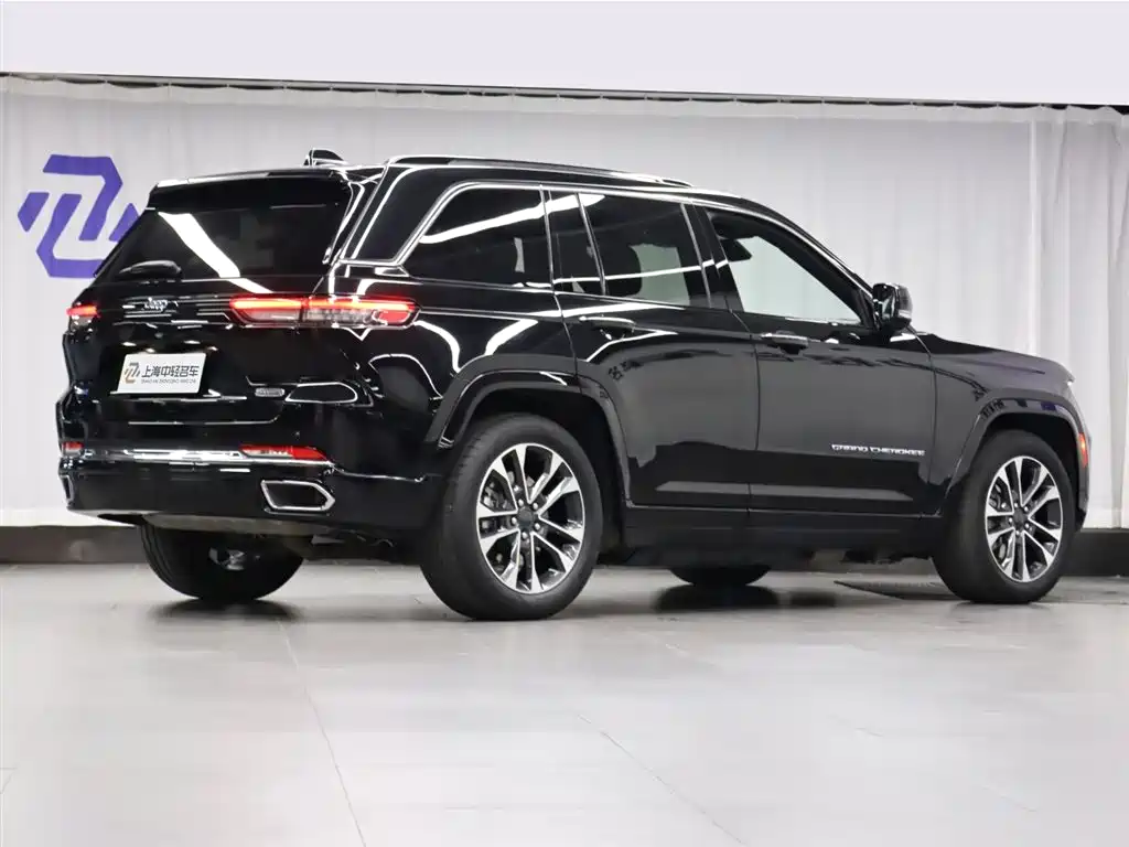 Jeep Grand Cherokee 4xe 2025 — фото 3