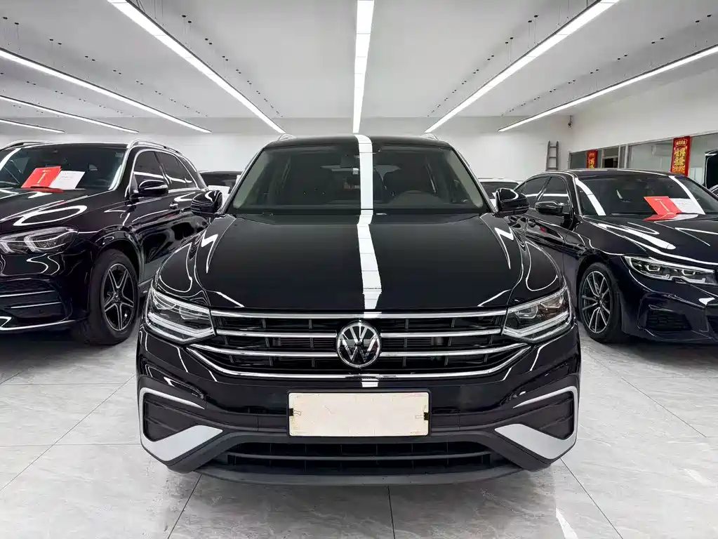 Volkswagen Tiguan L 2022