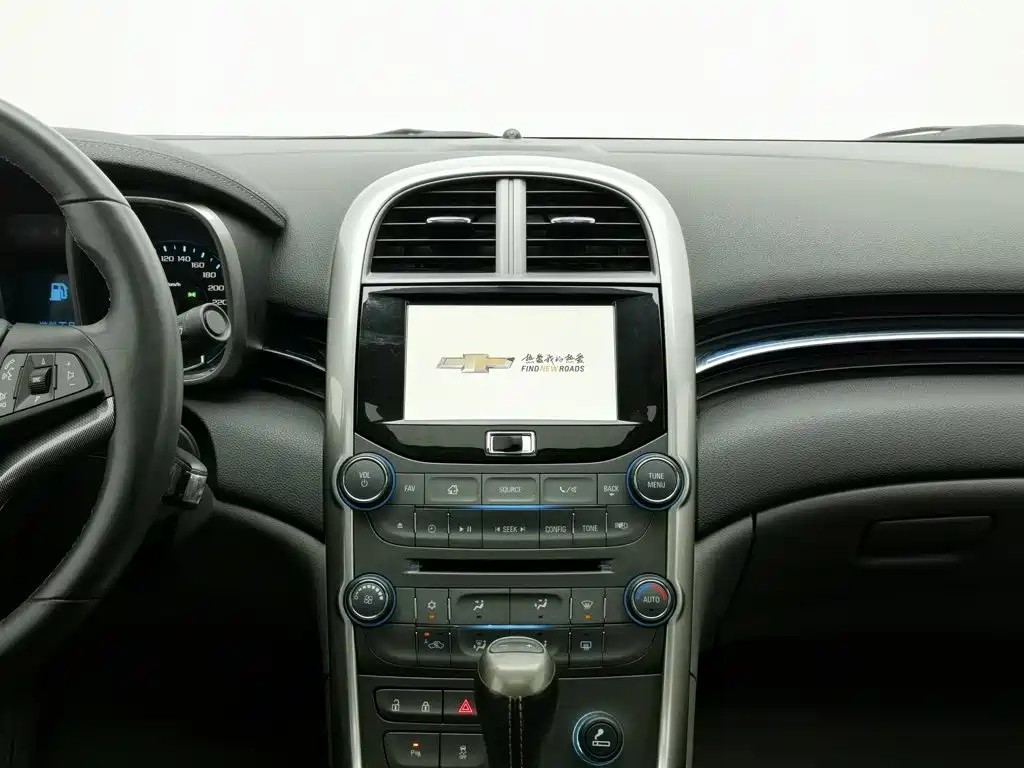 Chevrolet Malibu 2014 — фото 12