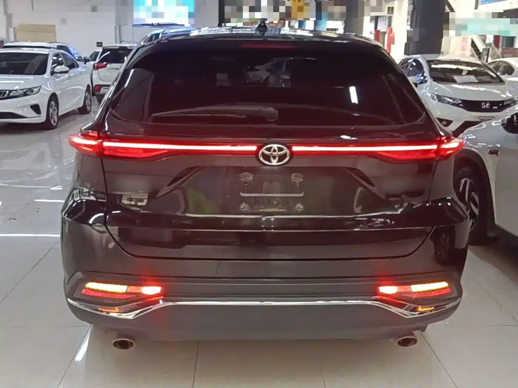 Toyota Harrier 2022 — фото 4