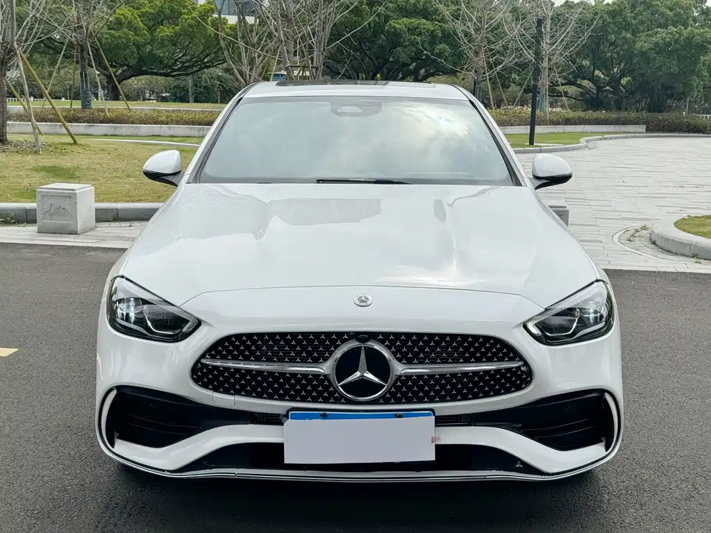 Mercedes-Benz C-Class 2023 — фото 2