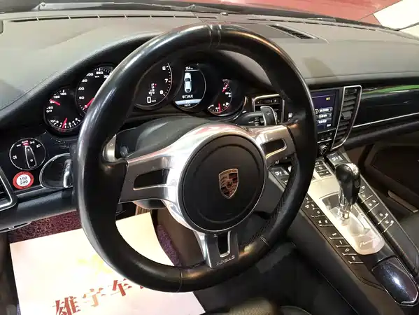 Porsche Panamera 2016