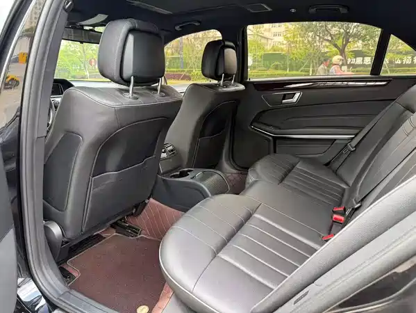 Mercedes-Benz E-Class 2015