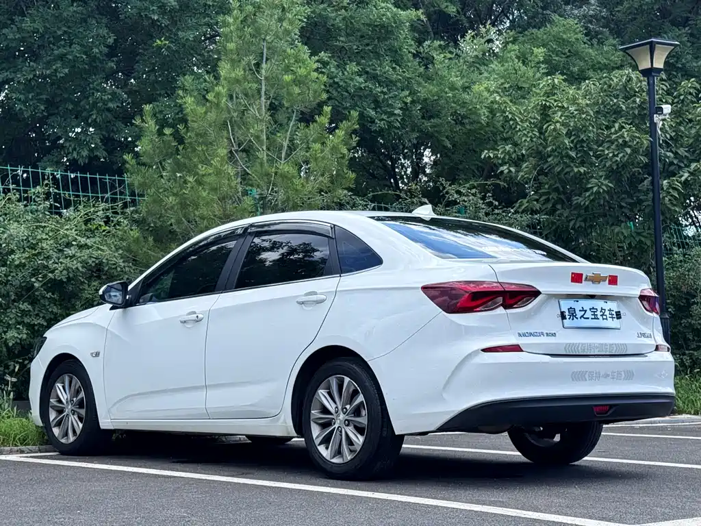 Chevrolet Cruze 2021