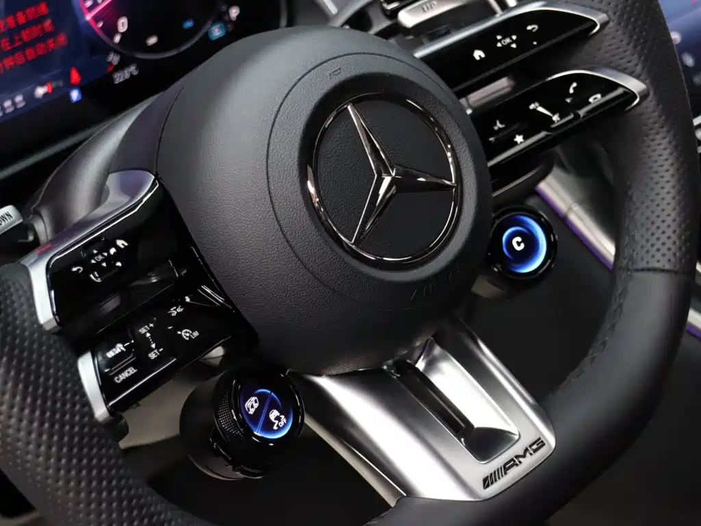 Mercedes-Benz GLC AMG 2026 — фото 10