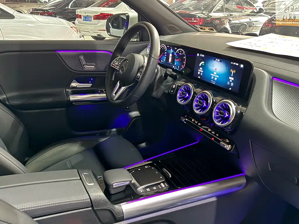 Mercedes-Benz GLA 2021 — фото 10