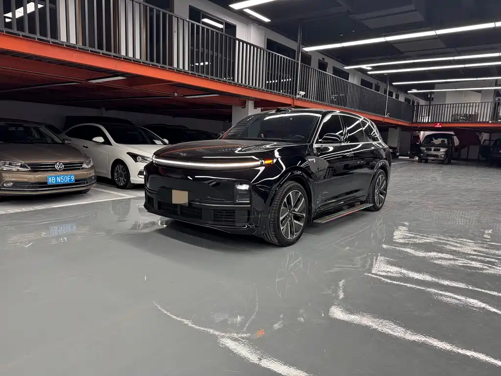 Li Auto Li L7 2025