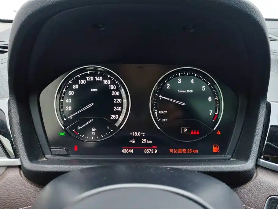 BMW X2 2021 — фото 14