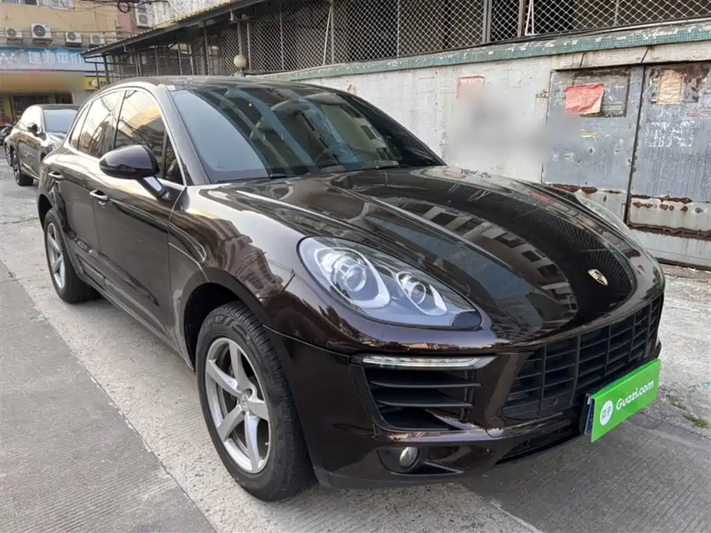 Porsche Macan 2017 — фото 10