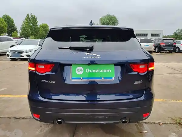 Jaguar F-PACE 2018